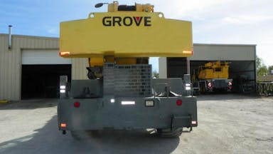 Grove Rough Terrain Crane Rt650E