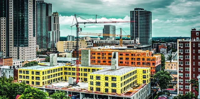 Tower Crane Trends: Growth, Tech & Market Outlook