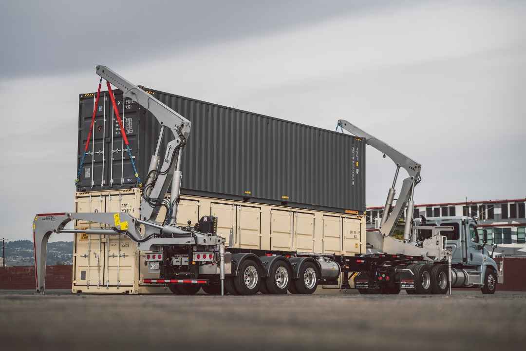 CraneWorks Partners With Hammar Lift to Support Sideloaders in U.S.