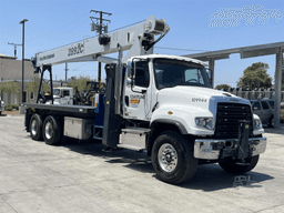 2023 MANITEX 2892C