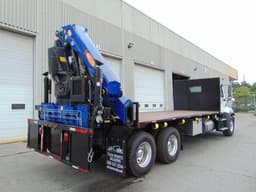 Pm Articulating Cranes 40523 On Freightliner 114 Sd