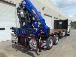Pm Articulating Cranes 58523 On Freightliner 114Sd T A