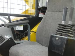 Grove Rough Terrain Crane Rt600E 208058