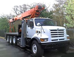 Manitowoc Boom Truck 2700Jbt 200323