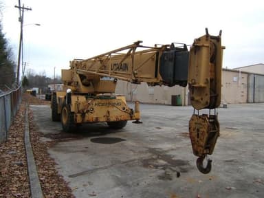 Lorain Rough Terrain Crane Lrt230 201426