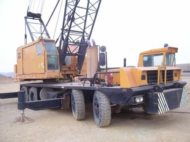 American Lattice Truck Crane 7530 201701