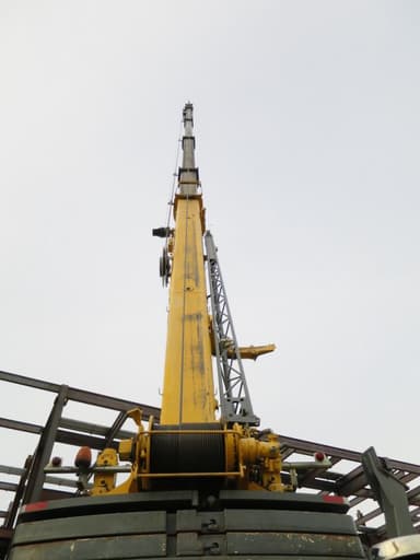 Grove Hydraulic Truck Crane Tms900E 209009
