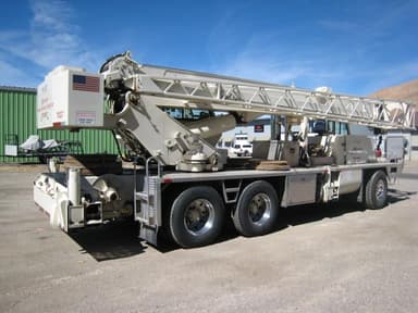 Terex Hydraulic Truck Crane T335 211113