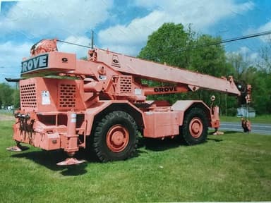 Grove Rough Terrain Crane Rt630