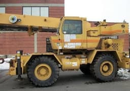 Grove Rough Terrain Crane Rt525