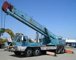 P H Lattice Truck Crane T300 204730
