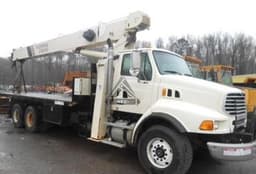National Crane Boom Truck 8100D 206127