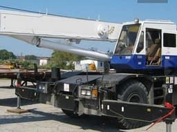 Tadano Rough Terrain Crane Tr300Xl1