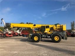 Grove Rough Terrain Crane Rt765E2
