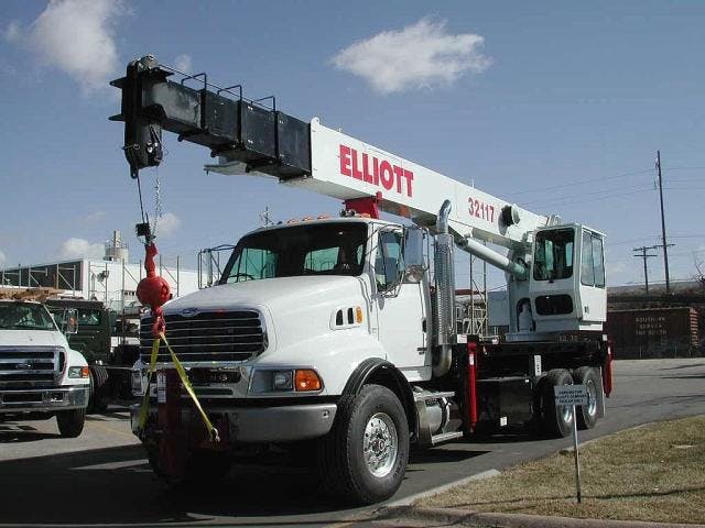 Elliott Boom Truck 32117R 200751