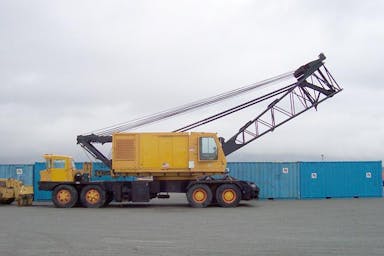 American Lattice Truck Crane 8640