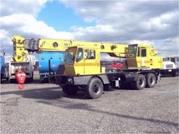 Grove Hydraulic Truck Crane Tms520B 206565
